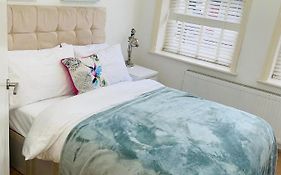 Amazing 2 Bedroom Apartment