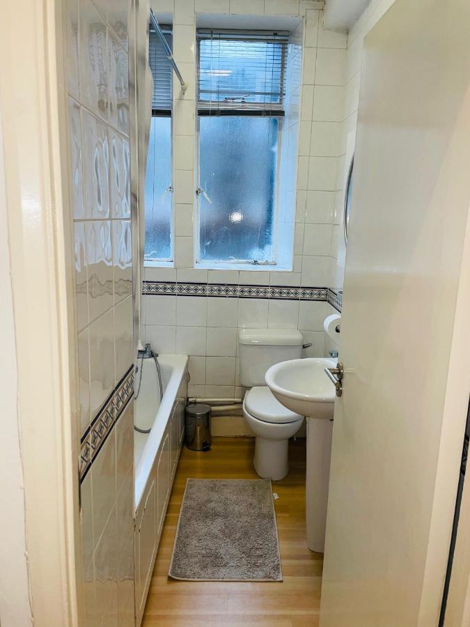 Amazing 2 Bedroom Apartment Londres Exterior foto